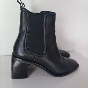 Dolce Vita Women's Iliana Fashion Boot Black Size 8.5